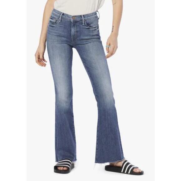 Mother Weekender Fray Jeans Hop On Hop Off Stretch Flare Capsule Staple Vacation - Picture 1 of 13